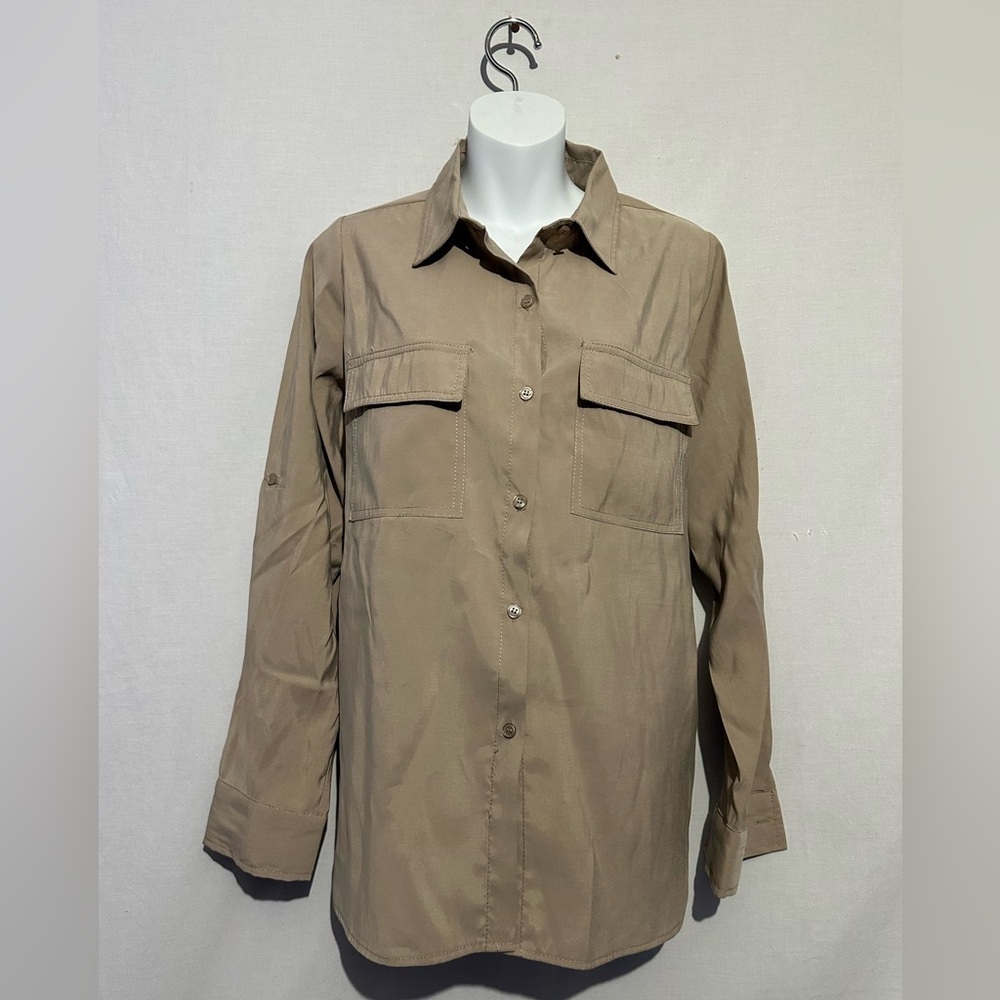 Max Studio Women’s Button-Down Utility Shirt – Size M, Taupe